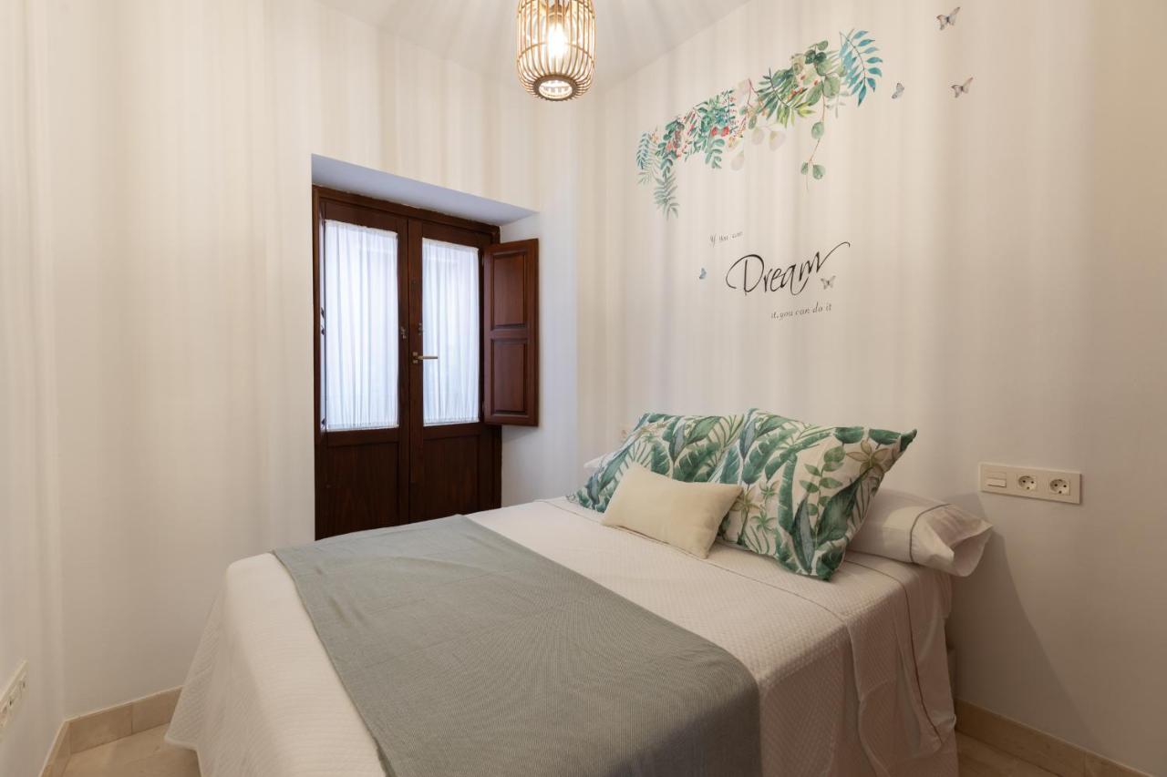 Apartamentos Nuria 19 Granada Exteriér fotografie